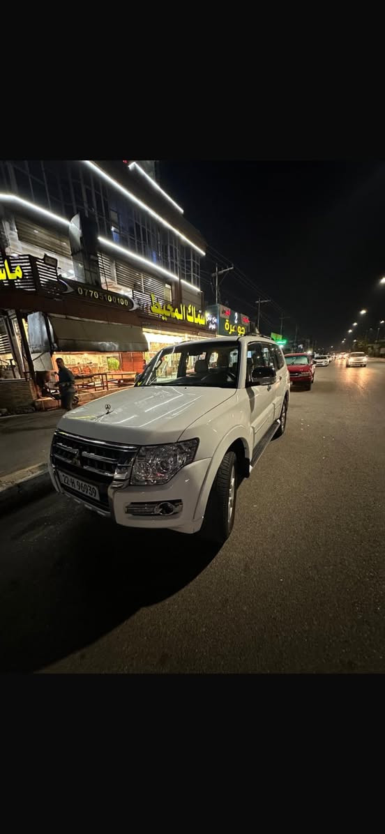 باجيرو 2019
ماشية 56000km

V6

مري كهرباء 

ثلاجة وسطية 

تخم تايرات جديد 

ما بيه اي شي عدا طخة موضحة بالصورة وبسيطة

السعر 23$
للتواصل واتس 
***********
