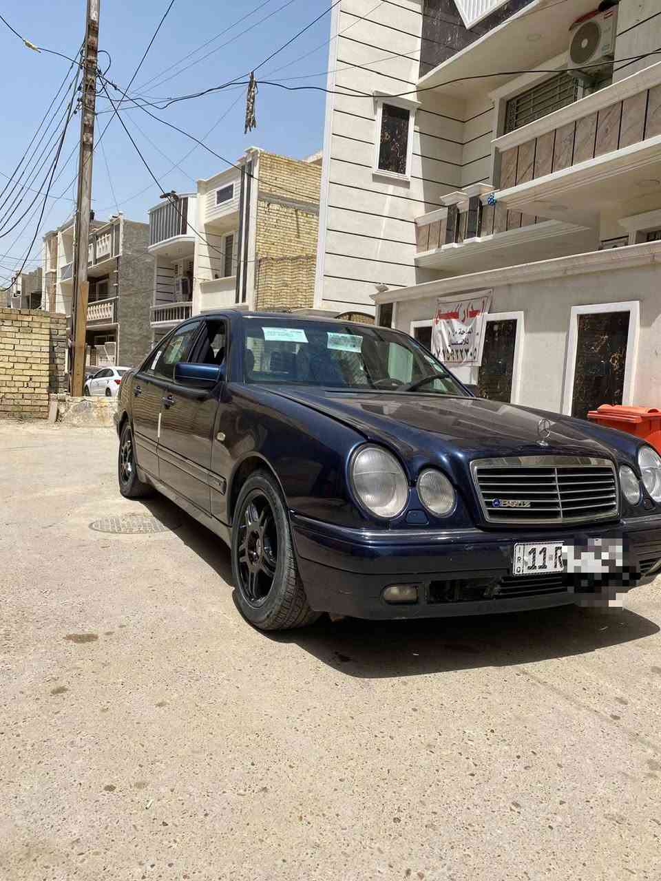 سلام عليكم مارسيدس ام عيون موديل 1996 محرك300 السعر75وبيها مجال قليل حق الجيه ***********سنوية جديدة ورقم جديد مكان السيارة بغداد الشعب
