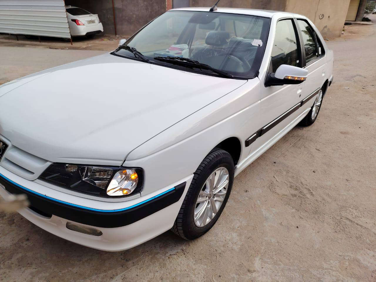 سلام عليكم شباب بيجو للبيع موديل 2025 زيرو سيارة ماشية400كيلوسيارة بدون ارقام مكاني بصرة ابو لخصيب سعر خاص وهاذ رقمي ***********
