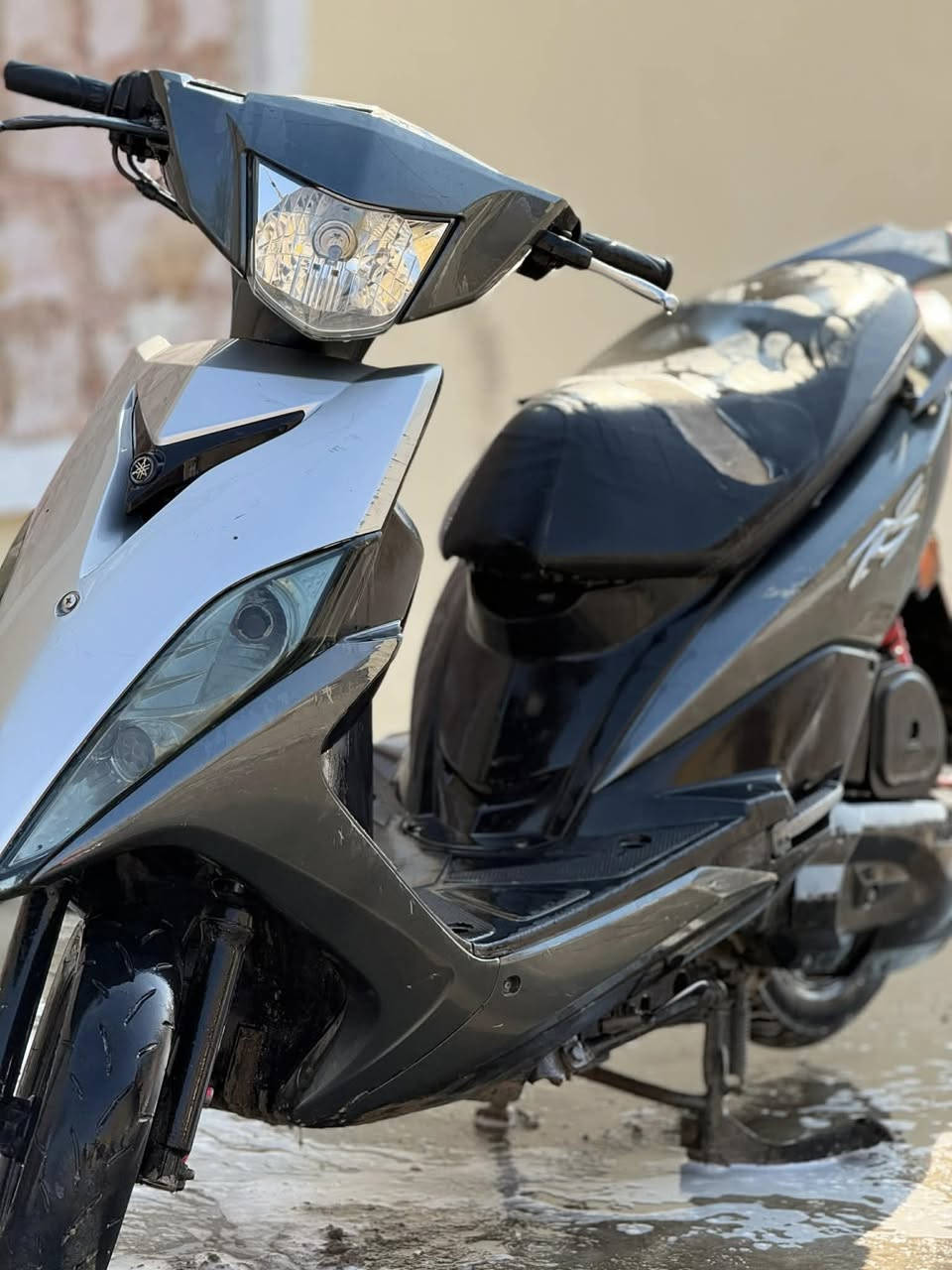 السلام عليكم 
ماكس مضلع  120
دراجة كلش نضيفه نازله رمبه ما ناقصها شي 
العنوان / بغداد _ التاجي _ 24ابو عظام 
السعر 850 وبيها مجال بسيط 
للتواصل على الرقم فقط : ***********
