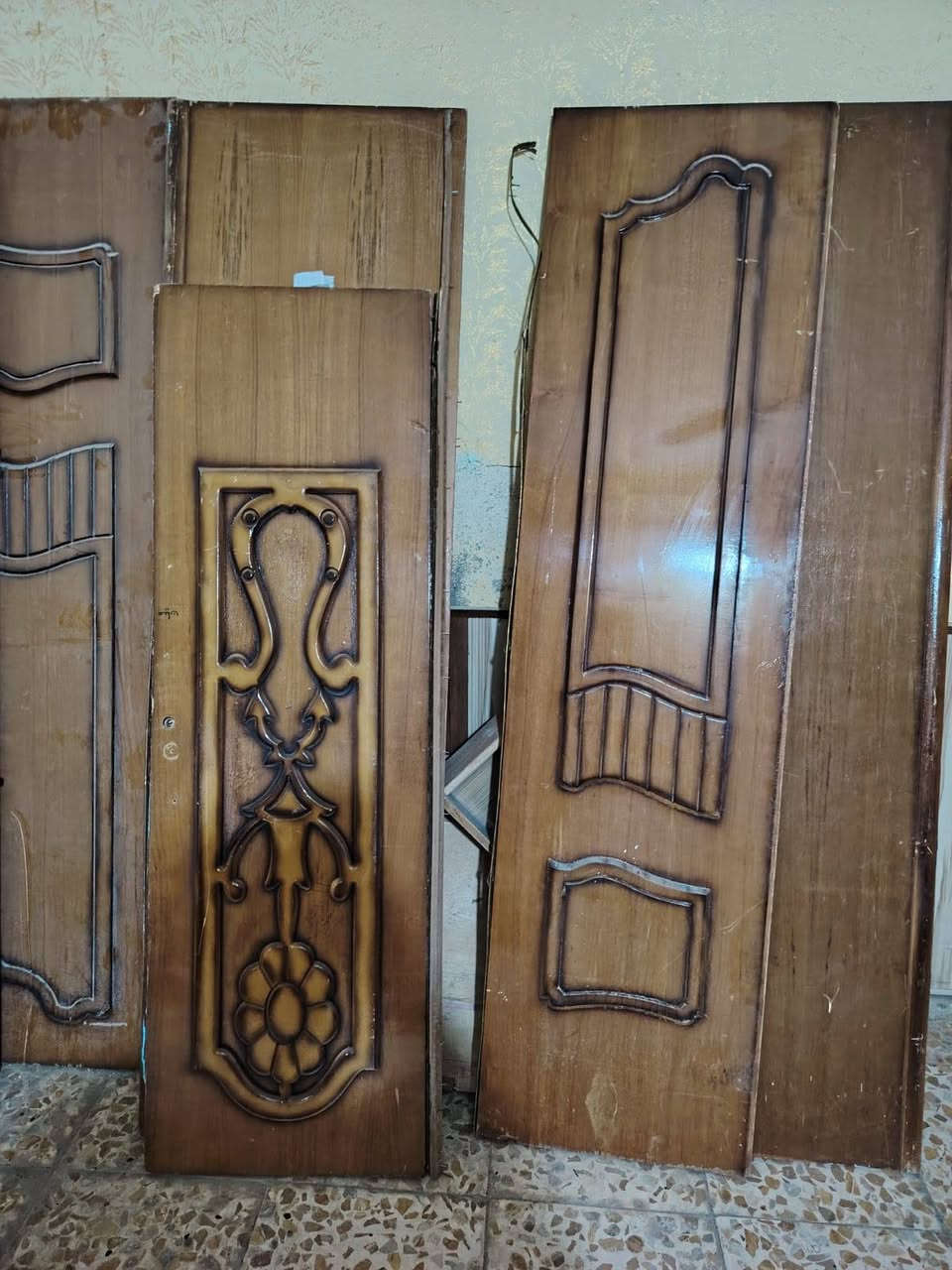 كنتور ٦ بيبان تضيف نقص بس الضهر ماويافيبرات سعرة ١٠٠ وزوج مدات طول ٥متر سعرهن ٤٠ بصرة الحيانية هذا رقمي ***********بي واتساب
