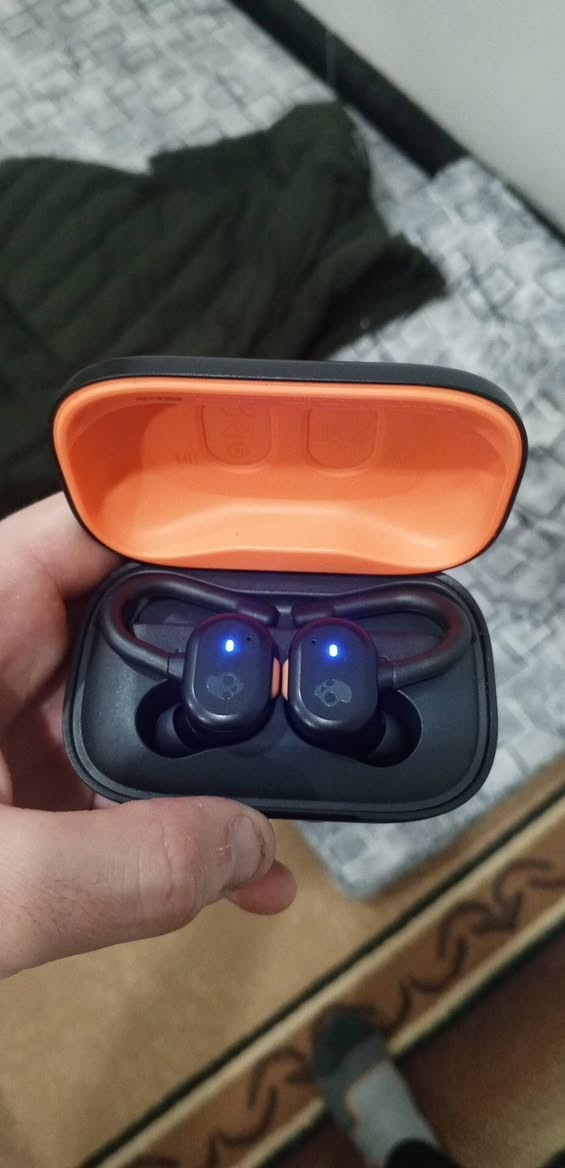 السلام عليكم توصيل فقط بالموصل
30 الف Moxom MX-WL89
60 الف Hesh ANC
45 الف Logitech G435
40 الف Push Active
شلعة وحدة (150 الف)


**إذا كنت صاحب هذا الإعلان وتريد حذفه لأي سبب، رجاءا أرسل رسالة إلى الدعم الفني**