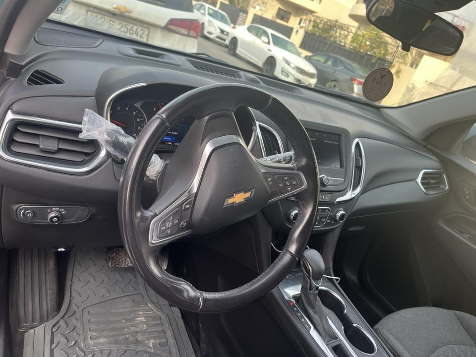 شوفرليت اكوينوكس lt 2022
رادار امامي 
محافظة على المسار
كامرة خلفية
تدفئة كشنات امامي
ايرباك  امامي وجانبي
محرك 1.5 turbo 
الضرر بسيط جدا في باب الصندوق 
الايرباك سليم دواخل سليمة
رقم اربيل باسمي تتحول  باسم المشتري
تواصل مع الرقم ***********
