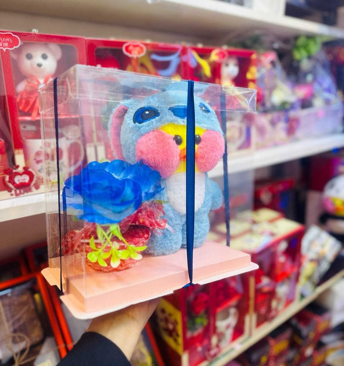 في عيد الحب، خلي هديتك تحكي عنك ❤️
مو مجرد هدية… رسالة حب
اختَر هدية تترك أثر وتعيش طويلًا
لأن التفاصيل الصغيرة تصنع فرقًا كبيرًا
حبك يستاهل هدية مميزة

#مكتبة_المتنبي_هدايا_قرطاسية_عطور_طباعة_بحوث_عمل____تقرير_كبس_هويا_استنساخ_عادي_ملون
آلُثـقة ❣ۈإآلُتـ,مـيَزً ❣۶نۈإآننإآ
تتوفر خدمة توصيل  جميع انحاء العراق 🚗🚗
العنوان سبع البور ..شارع السوداني ..مقابل مجوهرات الاميرات
للحجز ؏ًـلى الخـَِـَِـَِ🏠ـَِـَِـََِِـَِـَِـَِاص 📩📩
***********
