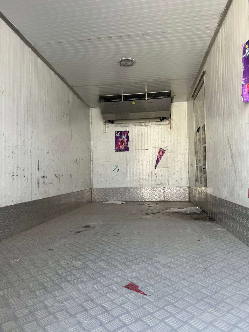 للبيع كنتر ٢٠٢٤ 
مكفول
تجميد
ماشي ٤٠ الف 
مكان اربيل 
***********
***********

