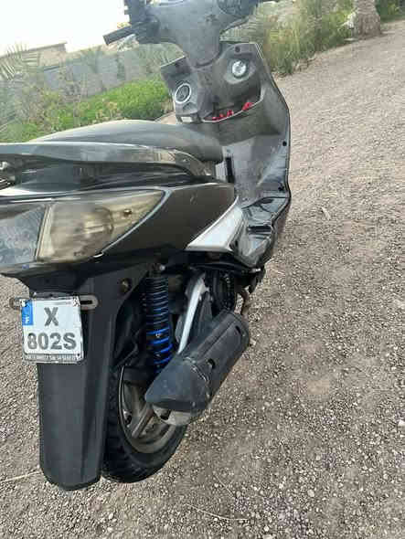 سلام عليكم دراجه سكنس فحل للبيع دراجه حلوه مكينه خير من الله دراجه يرادلهه زنجيل فقط كهرباىيات كلهه شغاله دراجه كفرات كفاله دراجه مداريه بانزين محسن ودهن موتل دراجه بيهه مكينه تشك الكاع شلعه ومعدل سعر 700 وبييه مجال مكاني بغداد الشعب وهاذا رقمي ***********
