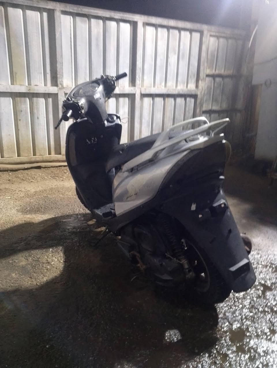 ماكس 140 شغالة وجاهزه السعر 275 مكان بغداد وره سيطره الشعب القديمه ***********
