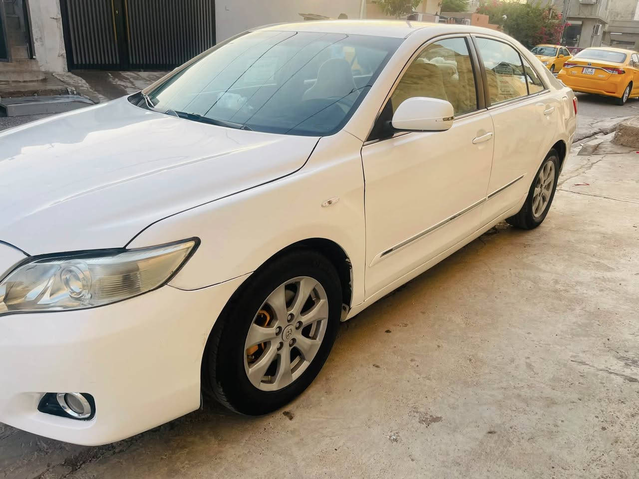 كامري ٢٠٠٧ جديد كير محرك لوك بالباكيت مكفول من ضربة و معجون بى ٢ مكان صغير سبغ غرفة جديد بل باكيت كل شي شرط سعر ٩٨ بي مجال بسيط
***********
***********
