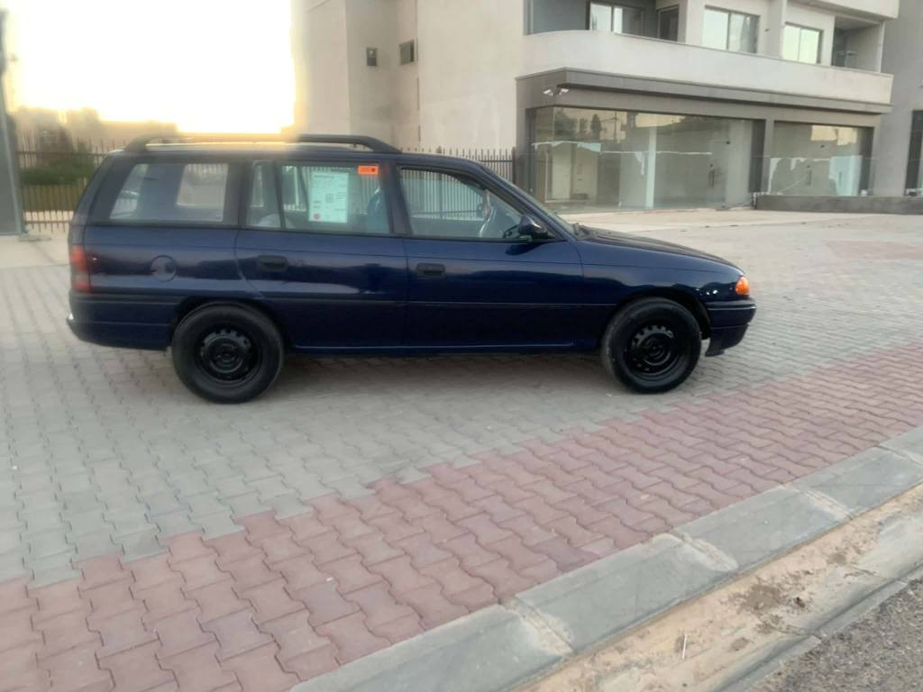اوبل استرا رقم كركوك مشروع وطني دفتر بنزين بي موديل 92 محرك 16 سياره ما ابي ضربه صبغ للجمالي
سعر 36رقم موبايل ***********
*********** كركوك, العراق

