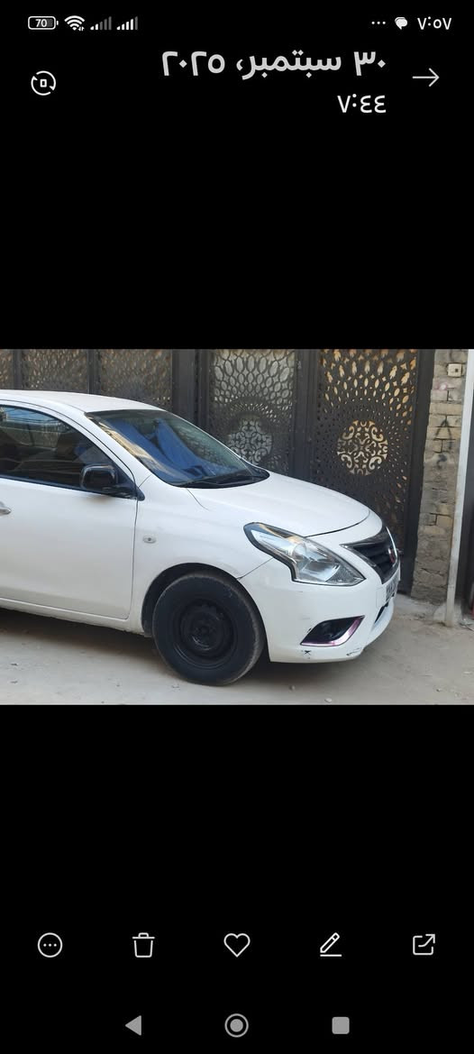 الغوالي.. صني هندي 2019 بيهه 3 قطع صبغ جاملغ خلفي وبابتين وشوي بارد مكانه لدوره سعر. 93 وبي مجال بيهه صوت جواكيج بلمكينه بسيط مكينتهه كامله مع شد 450 الف بس معندي مجال اسوي لسياره بسمي 
*********** متوفر وتساب
