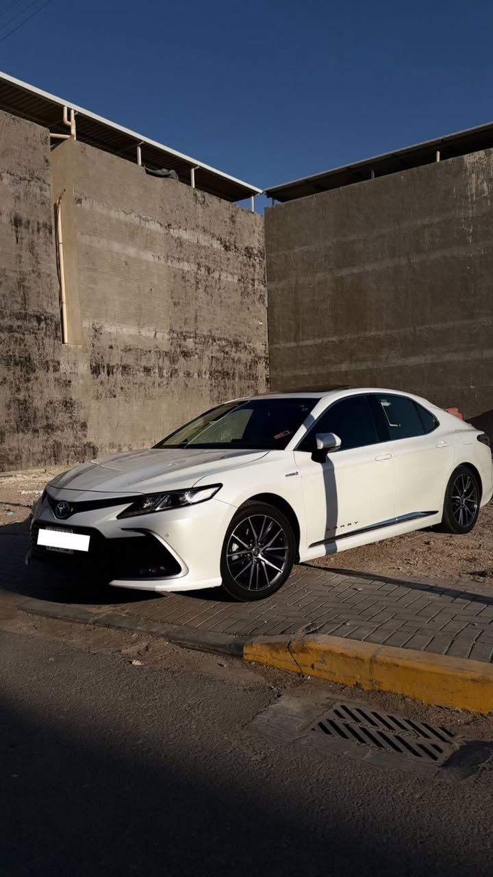 كامري 2024 خليجيه كفاله عامه فقط الي تشوفه عينك البارحه سويت بيها حادث الله يكفيكم الشر ابيع على وضعها السياره ب235 وبيها مجال بسيط والسياره بأسمي تحويل ثاني يوم ماموجود على الفيس هذا الرقم 👇🏻
***********
