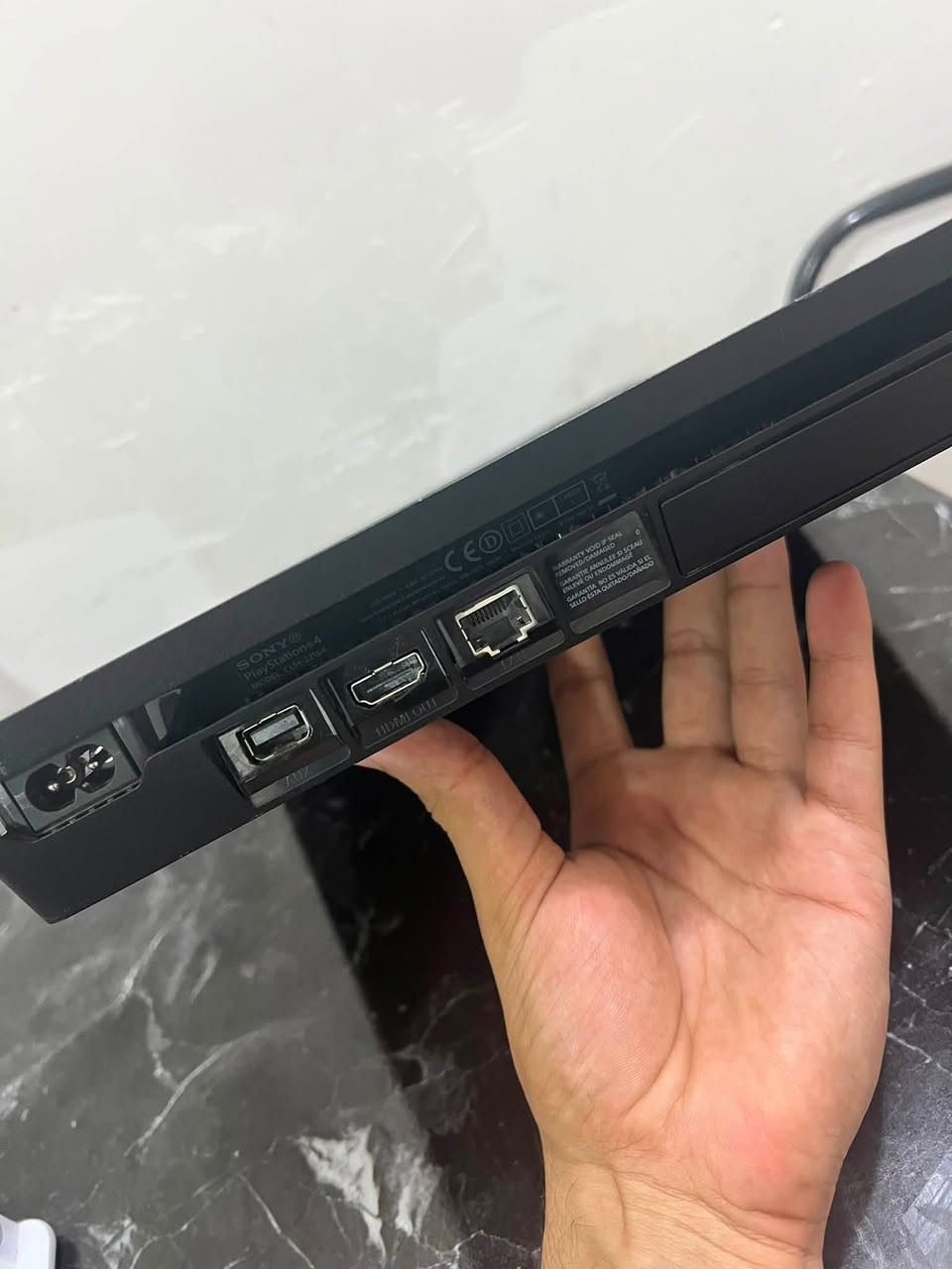 🎮 بلايستيشن 4 سلم (PS4 Slim) نظيف جداً للبيع 🎮

 المساحة: 500 جيجا (نص تيره

التحديث: 13.50
 النظافة: الجهاز نظيف

 كامل ملحقاته (وايرات التشغيل)

 جويستيك (يد تحكم) أصلي عدد 1

 السعر: 240 ألف (وبي مجال بسيط)

📍 الموقع: بغداد / الدورة

📞 للتواصل والاستفسار:
***********
