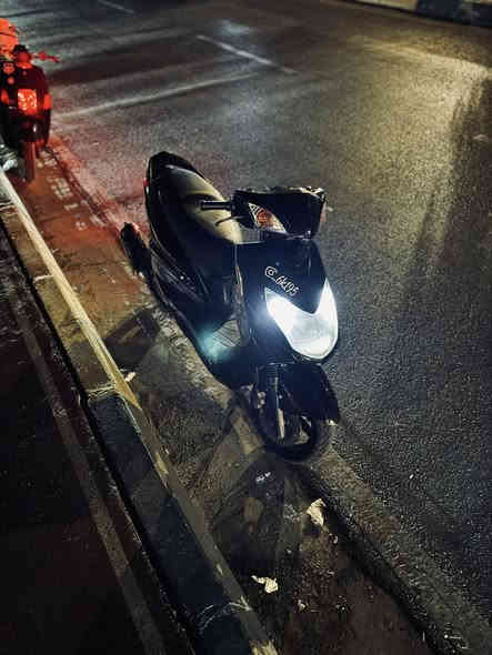 سكنس فحل للبيع الدراجه كفاله ما بيه نقص برغي كامل كهربائيات مكانيك كله كامل ملاحضه الدراجه ابيه بس ترايش تجاريات فقط مكاني ديالى بعقوبة رقمي *********** سعر 725 بيه مجال
