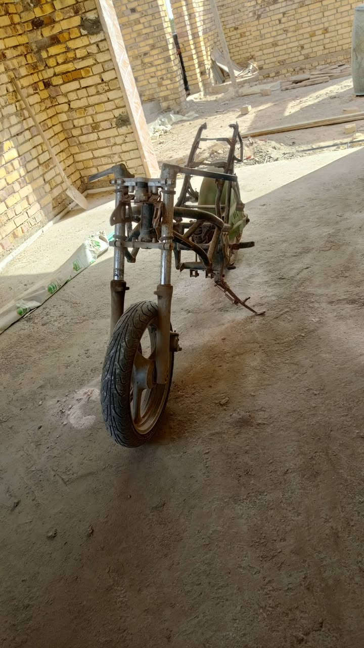 سلام عليكم دراجه بطح هاذه الفطر اليوم انشركت بنص ابيع تفصيخ دبلات وياله غراض كامله محركها مفصخه تفصخ  الشاصي انقسم نصين ابيع تفصيخ غراضها كامله كلها


**إذا كنت صاحب هذا الإعلان وتريد حذفه لأي سبب، رجاءا أرسل رسالة إلى الدعم الفني**