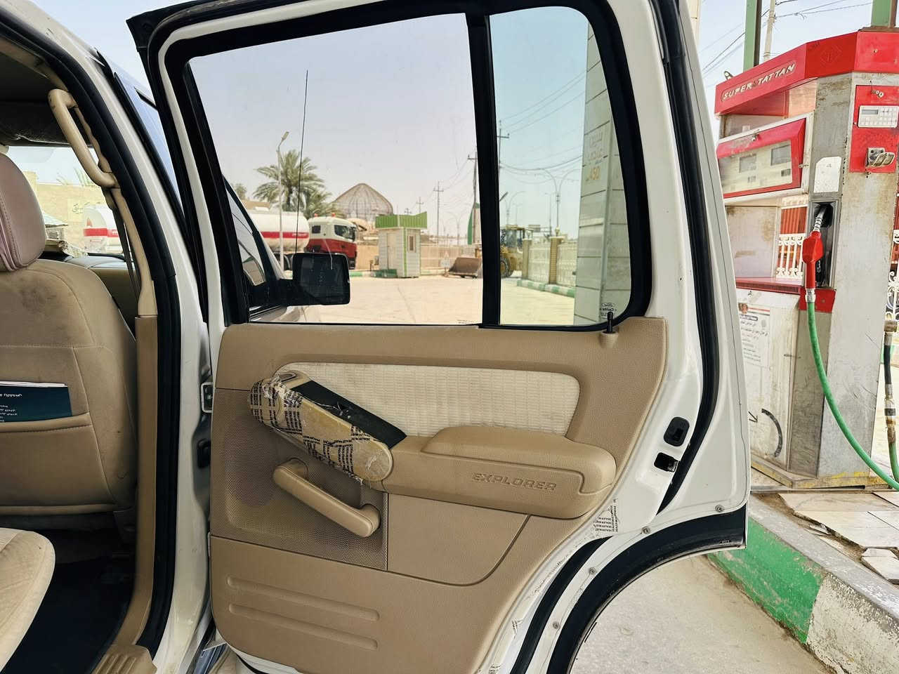 فورد اكسبلور امريكي  2008 سيارة كفالة صبغ تبريد محرك كير 
المكان كربلاء  السعر ١١٠$
***********
***********
