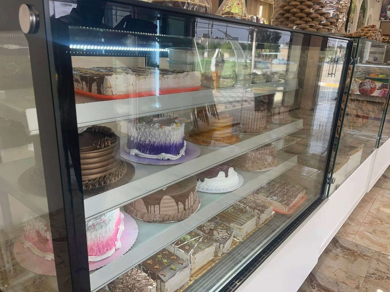 🔥 فرصة استثمارية لا تعوض 🔥
للبيع محل (جيلاتي) للمثلجات 🍦

إذا تبحث عن مشروع جاهز ويبدأ يشتغل من أول يوم، فهذه فرصتك!

✅ المحل متكامل 100% ولا يحتاج أي مصروف أو تجهيز.
✅ جميع المعدات والأجهزة موجودة وجاهزة للعمل.
✅ ديكور وترتيب احترافي.
✅ تستلم المحل وتباشر شغلك مباشرة بدون أي تعب أو خسائر إضافية.

📍 الموقع المميز: التاميم – مجاور مطعم سيوفي.

سبب البيع: عدم التفرغ فقط.

💰 فرصة ممتازة لكل شخص يرغب بامتلاك مشروع جاهز في موقع حيوي.

📞 للاستفسار والمعاينة يرجى التواصل على: (***********)

&
