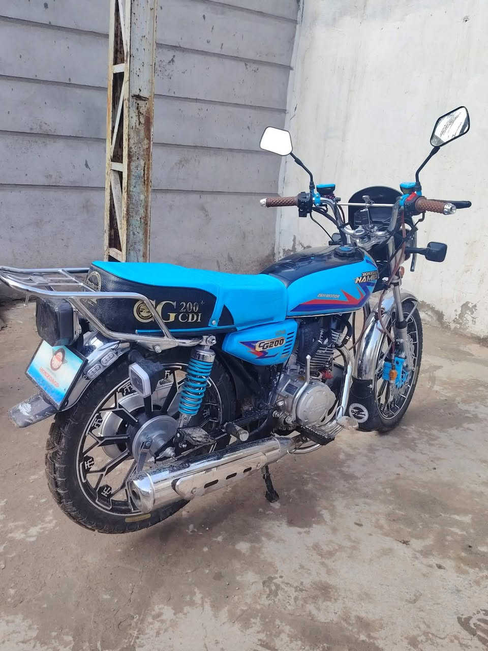 السلام عليكم دراجة للبيع دراجة كاملة كلها شغالة حلوة و نضيفة كلها شغالة اي نقص مابيها  المكان ديالى الخالص هبهب السعر 775و بيها مجال الشراي بي خير و يدلل لاستفسار ***********
