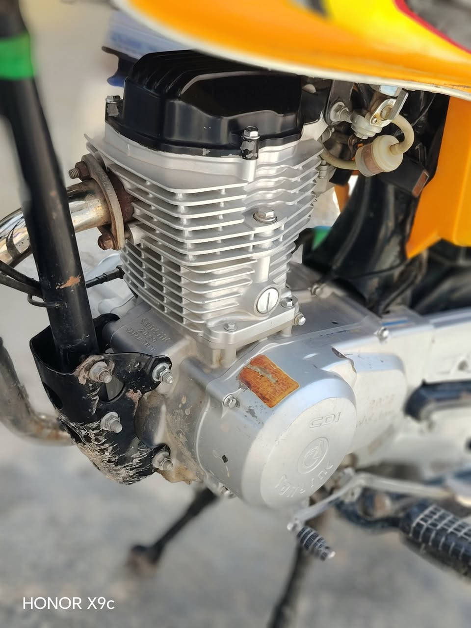 السلام عليكم للبيع تايكر سونك الأصلي موديل 23 مكفوله كفاله عامه أوراق اسكنر للاتصال ***********
