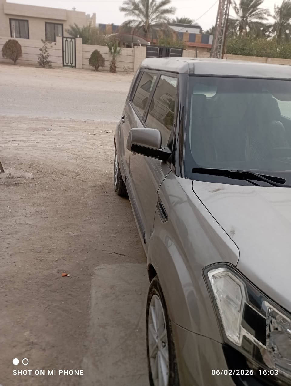 السلام عليكم
صول 2011باسمي للبيع محرك 2000دوش وكير شرط الضمان تحكم سبع اللوان داخل سستم صوت ويل كب فتحه سقف
بصمه 
كامره 
شاشه 
ماشيه قليل جدا84الف
السياره كانت مجفيه على تراب جفيه بدون دواخل ولا شواصي وصوره موضحه عدكم السعر 95وبي مجال *********** السكن حله
