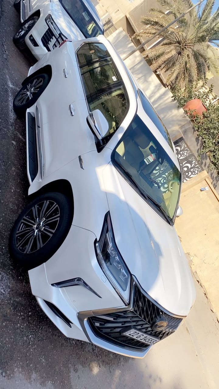 السلام عليكم لكزس مديل 2019 مغلف نانوو كفاله عامه من جكت الابره ماشيه 70 الف حقيقي ***********
