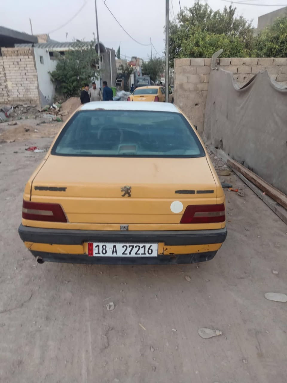 بيجوا 405موديل 12, رقم بابل انگليزي
سنويه ل 30 محرك وگير شرط كهربائيات شغاله 
تخم تاير باتري جديد شواصي حلوه مصغرة هيئة 
ومرور السعر 27,وبيها مجال اشويه اتصل وخادمك 
***********////***********
