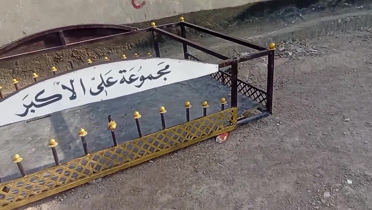 قفص حديد ثقيل للبيع السعر خاصص
***********.
