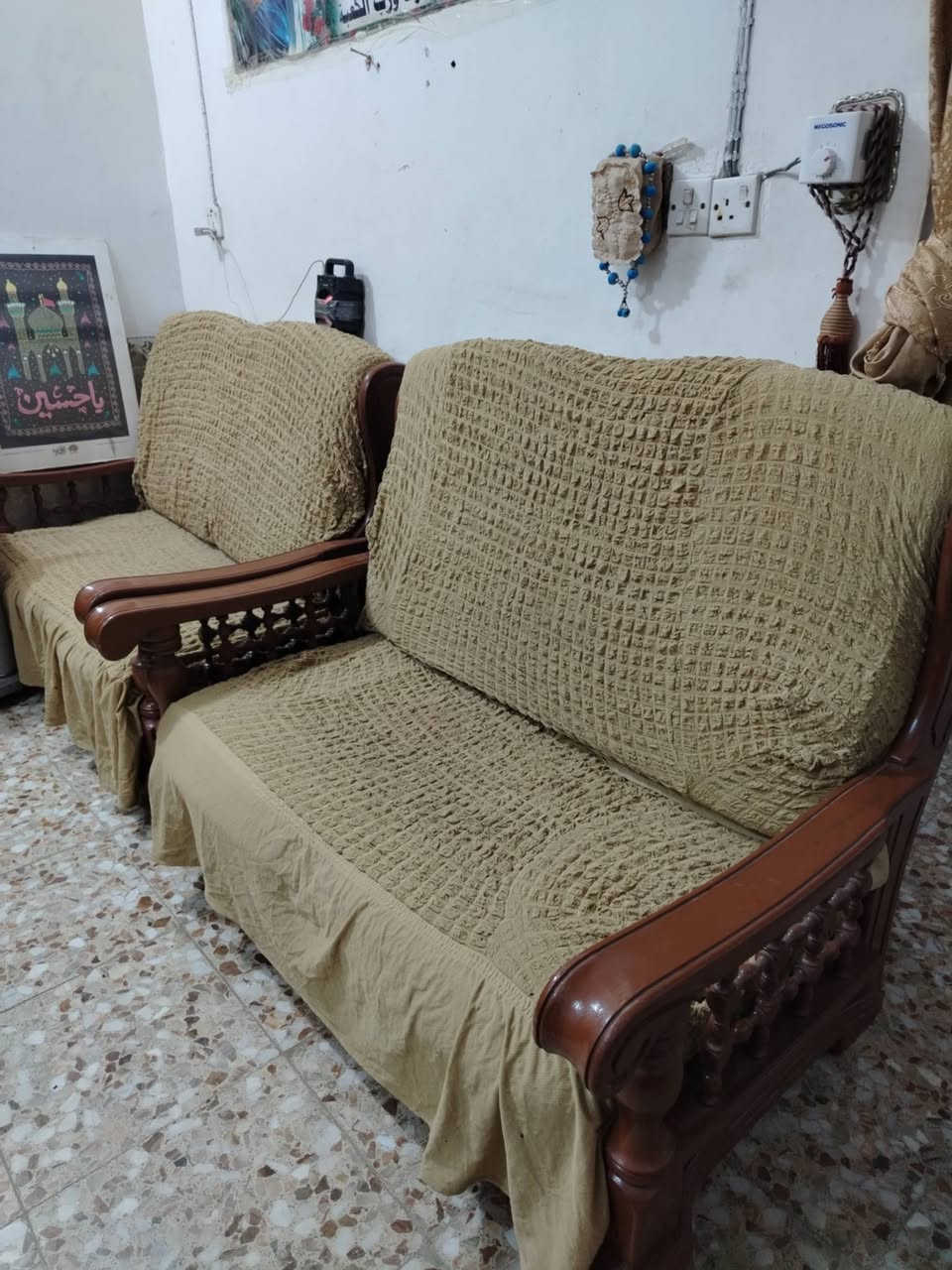 تخم زان خشب ثقيل سبع مقاعد خشب صاج
المكان شارع المدرسي


**إذا كنت صاحب هذا الإعلان وتريد حذفه لأي سبب، رجاءا أرسل رسالة إلى الدعم الفني**