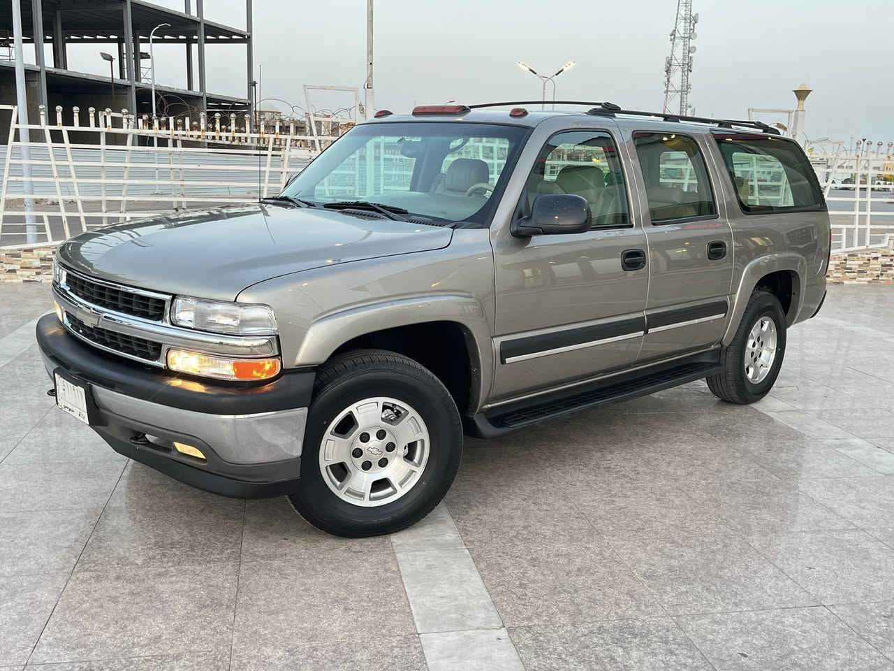 سلام عليكم شوفر ليت مديل 2003 سته برقي كفاله عامه ضربه وكص ونقل جثه وعيب شرعي بيه صبق قطعه وحده فقط والباقي كفاله مكينه 5300 كير 700 جدد تخم تاير حداديه جديده تبريد ثلج دواخل جدد  رقم بغداد مشروع وطني سنويه مجدد 28 تحويل ثاني يوم السياره جاهزه من كلشي السعر 125 رقم الهاتف *********** العنوان البصره
