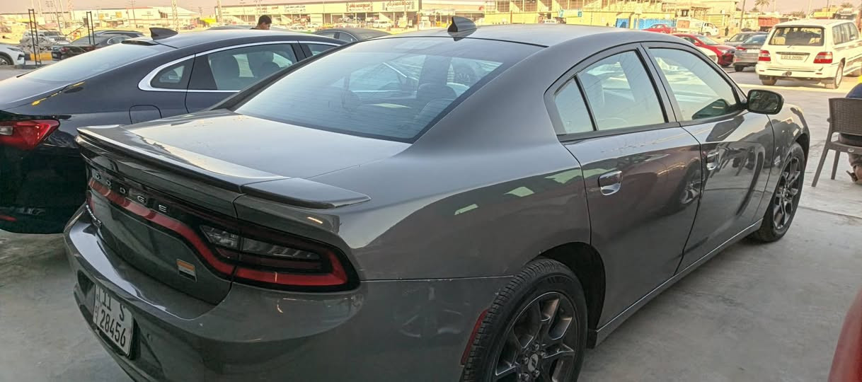 جارجر للبيع🖤 
سيارة حلوة وجاهزة ومرتبة بس صبغ بدون ضربة مثل ما موضحة بل صورة ***********
