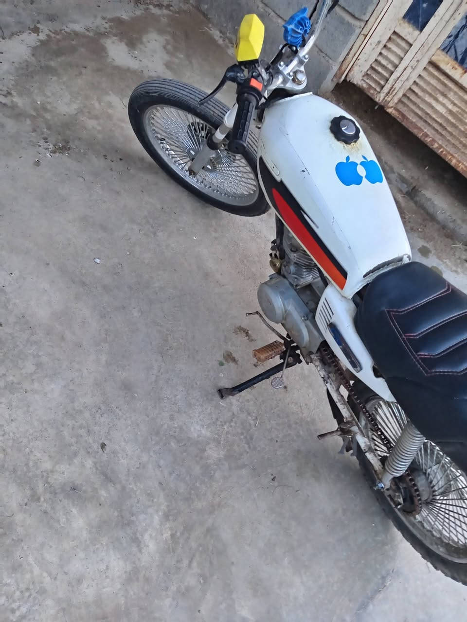 للبيع تايكر موديل 21 مفتوحه مره وحده اكفلك سرقه لاتبخير ولا تنقيص السعر 250 وبيه مجال بسيط خاص مفتوح ومخابره ***********
