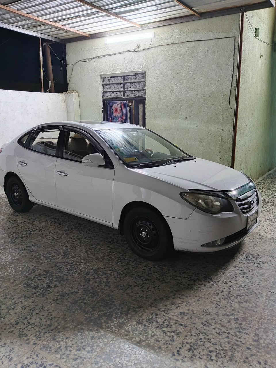 السلام عليكم النترا 2011 للبيع بيها بارد وطخه بين البابين بس ١١٥$
الاستفسار ***********
