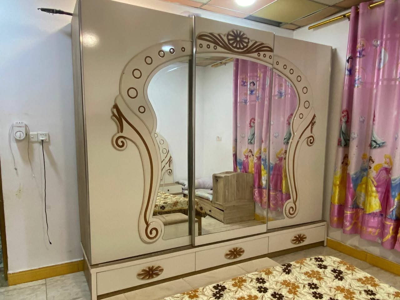 غرفة نوم للبيع سعره ٦٠٠وبيها مجال


**إذا كنت صاحب هذا الإعلان وتريد حذفه لأي سبب، رجاءا أرسل رسالة إلى الدعم الفني**