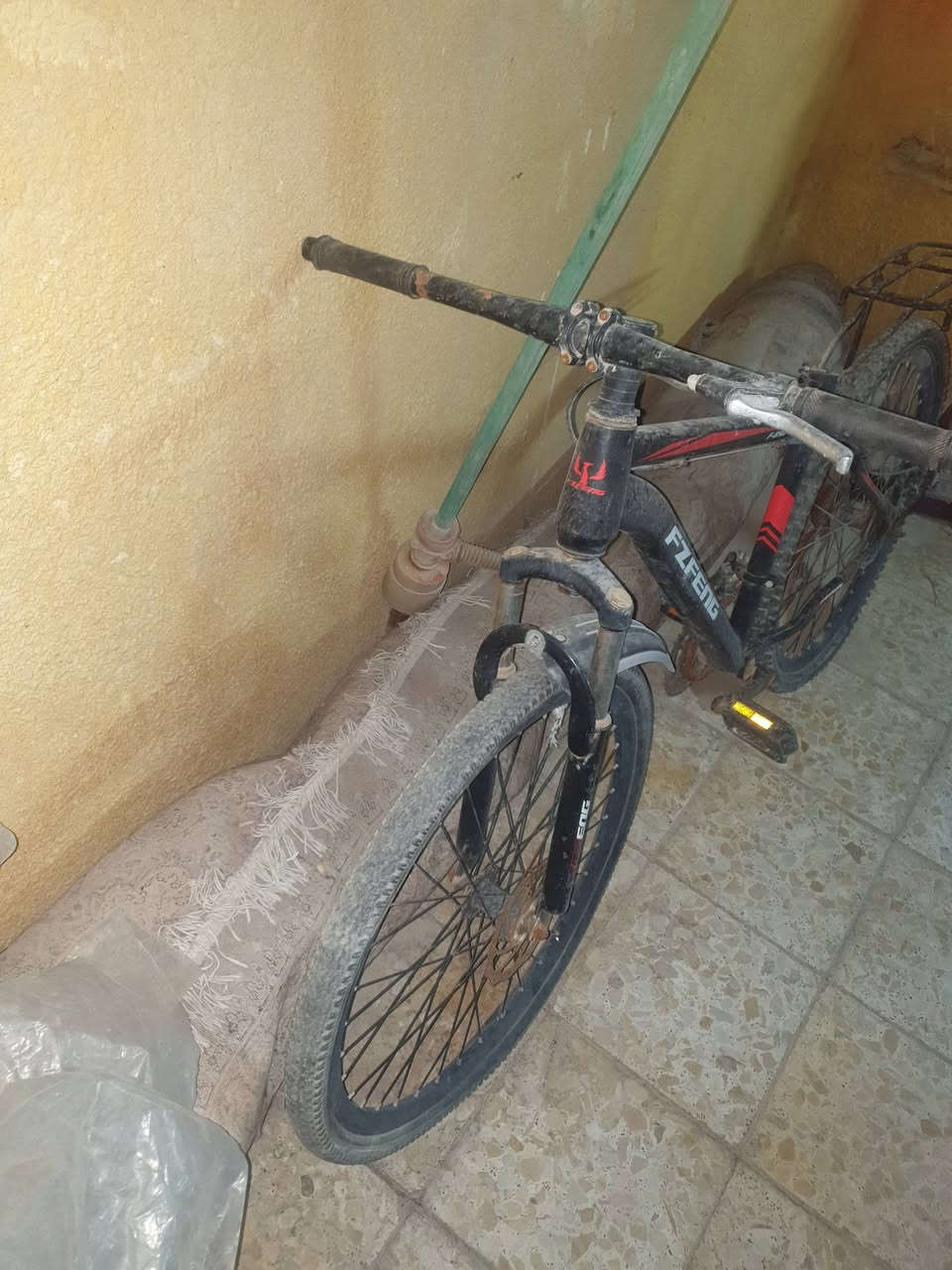 بايسكل جبلي او ياباني كلش ما بي يرادله التاير ضب و سرج و السعر 30و مكاني البصره دور المحاربين  و البايسكل شغال


**إذا كنت صاحب هذا الإعلان وتريد حذفه لأي سبب، رجاءا أرسل رسالة إلى الدعم الفني**