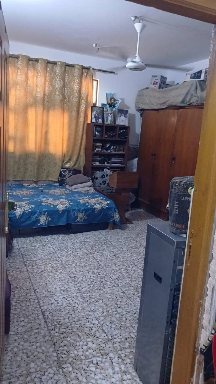 بيت للبيع المساحة ١٠٠ متر طابو زراعي سند 25 قرار محكمة مداور مباشرة من صاحب الارض صحيات شرقي وغربي السعر ٤٠ وبي مجال
البناء صب يحتوي البيت على طابقين بناء حديث ومال جناي
الطابق الأول غرفة ٣×٥ ومطبخ وصالة وطارمة وصحيات
الطابق الثاني غرفة ٦×٥ نظام سويت
وسطح مسكوف عن الشمس والمطر والاتربة 
السياج الخارجي ارتفاع ٤ متر الموقع كوفة سهلة شارع معمل الدبس شارع مسلم ابن عقيل للأستفسار واتساب *********** 

مكتب الموسوي للوسائط العقارية مستعدون لأستقبال عروضكم التجارية والزراعية والسكنية بيع وشراء رهان ايجار 
بيت للبيع المساحة ١٠٠ متر طابو زراعي سند 25 قرار محكمة مداور مباشرة من صاحب الارض صحيات شرقي وغربي السعر ٤٠ وبي مجال
