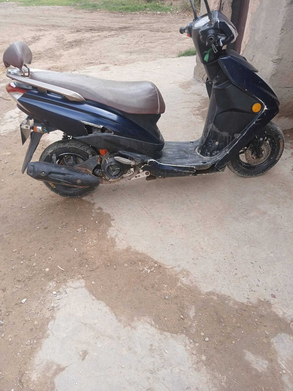 السلام علیکم دراجه للبيع المكان الحله السعر خاص رقم الهاتف ***********
