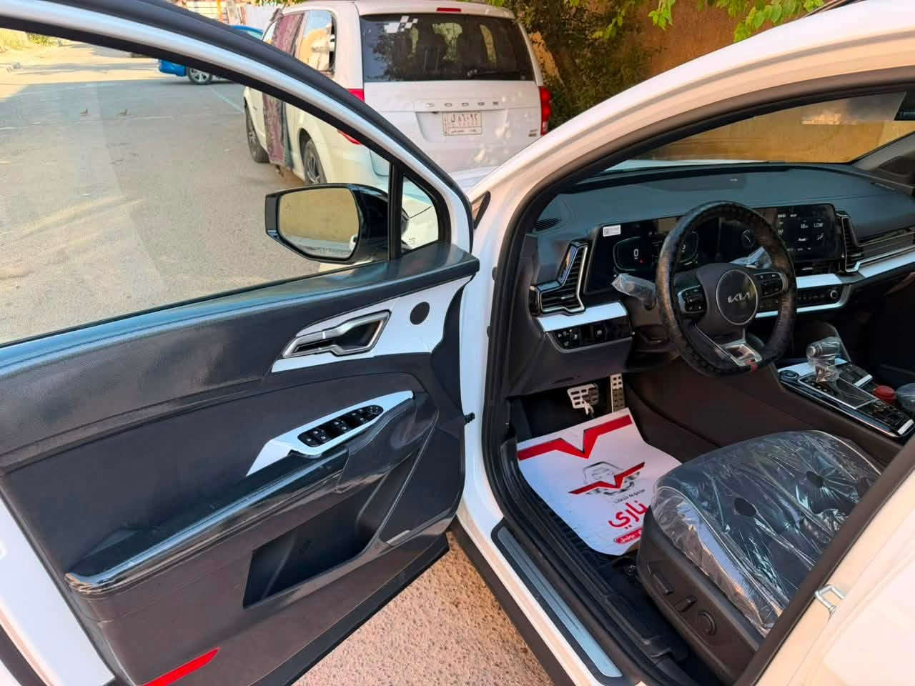سبورتج  جي تي لاين 2025
كفالة عامة من كلشي شرط زيرو( استخدام مال البيت)

فول مواصفات اعلى فئة بالسبورتج (gt line 1/1)

 رقم بغداد دولي شخصيا هزة جديدة سنوية جديدة

ماشيه/ 7316 ألف سياره زيرو

- وارد خليجي 

-رادارات

‏‎ - بانوراما 

- بصمتين

‏‎ - مكينة.٢٠٠٠ دوش 

-‏‎ مرتبط بناقل حركة أوتو 6 نمر

‏‎ - عدد AIR BAG6

‏‎ - حساسات أمامية 

‏‎ - حساسات خلفية

‏‎ - لايت زينون + LED

‏‎ - كشافات 

‏‎ - بك لايت LED

‏‎ - ويل كب 19

-‏‎ اريل نفكيشن

-‏‎ تشغيل عن بعد 

‏‎ -فتح الصندوق كهرباء ذكي 

‏-‎ دشبول شاشة  منتصله

‏‎ - شاشة ابل كار بلي واندرويد اتو

‏‎- كاميرا دوارة

‏‎ - المقاعدالاماميه كهرباء2 +جلد اسود 

‏‎ - تدفئة المقود والكشنات الأمامية 

‏‎ - مثبت السرعة Cruise 

- الأوامر الصوتية

‏‎- أوضاع القيادة  Drive Mode

‏‎ - فحص أنظمة السيارة 

‏‎ - حساسات ضغط اطارات 

‏‎ - شفتات مقود

‏‎- تبريد شاشة

‏‎ - هاند بريك بصمة 

‏‎‏- ABS 

‏‎‏ - Auto Hold    أوتو هولد

‏‎‏- ISO Fex        ايزو فكس

‏‎- نظام مانع الانزلاق

‏‎- نظام نزول المنحدرات 

‏‎- اشارة في المرايا الجانبية

‏‎- مخرج منفذ الطاقة 

‏‎‏- حساسات كامله داير السياره 

شاحن هاتف لاسلكي 

وسياره كفاله عامه

رقم بغداد مميز  رقمين ماكر

ملاحظه/السياره مغلفه الابواب والكشنات كامله +عمل شبجه لدعاميه لاماميه عمل وليسه تركيب 

السعر265 بيها حك جيتك شي قليل

رقم ***********
بغداد / البياع /حي المواصلات
