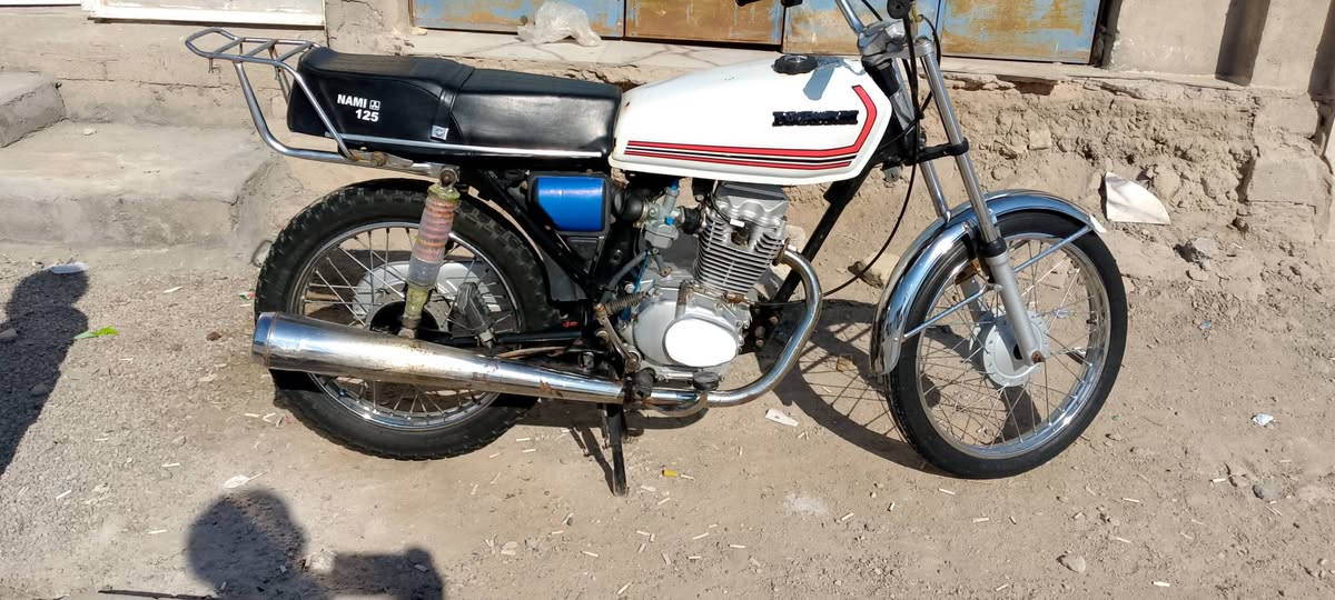 سلام عليكم ورحمه الوالديك اذا مو شراي لا تراسلني دراجه نامه بوري ضعيف كلجات جدد باقي التفاصيا خاص مكاني بلكرنه حي الجمعه ‏‪***********‬‏
