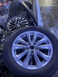 للبيع باب كورلا كروز وارد صيني لون ابلادي   او اربع اوياله مع الحساسات...