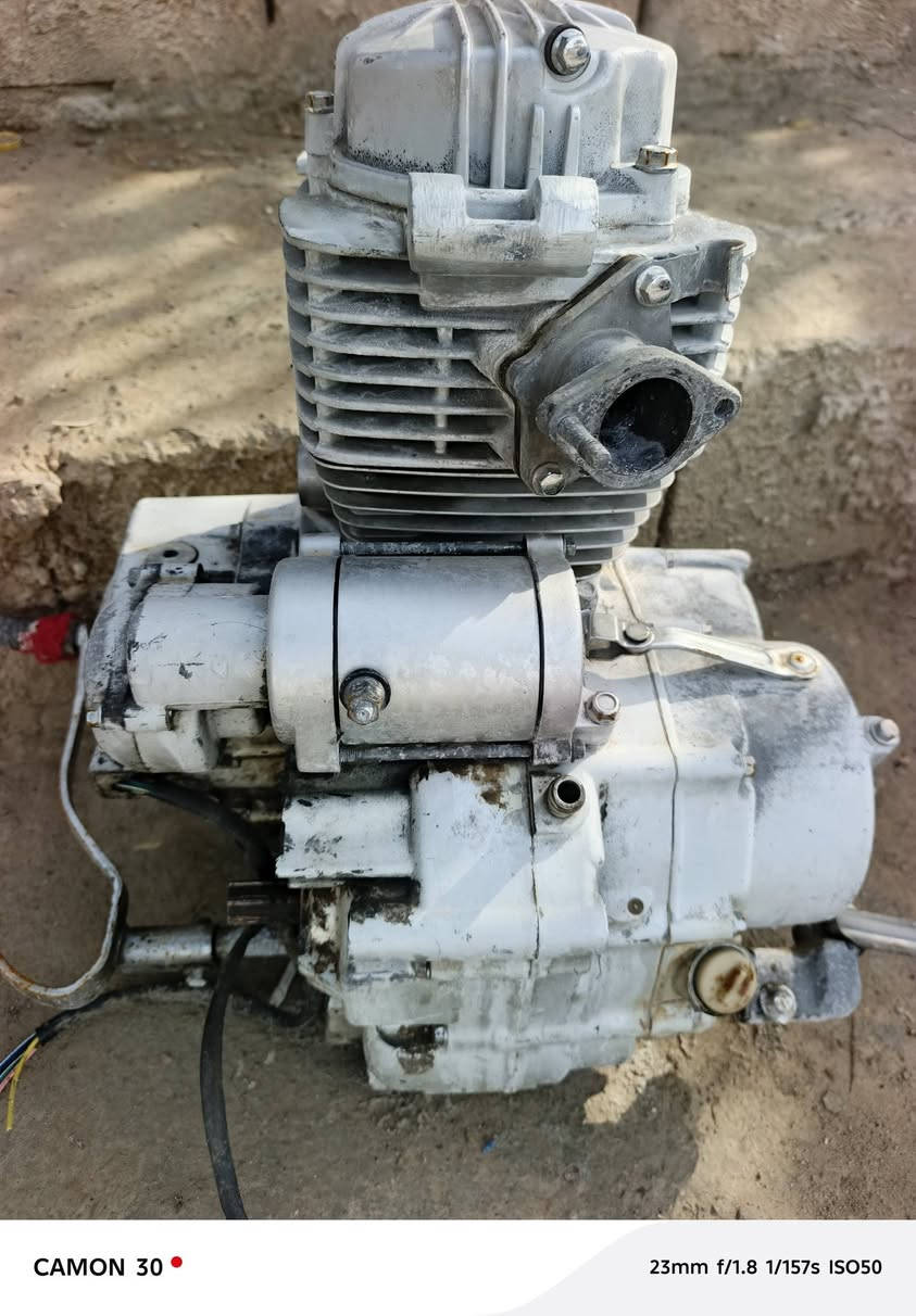 السلام عليكم محرك ستوته للبيع معمر جديد السعر 70بيـ مجال الاتصال ع الرقم ***********هـ
