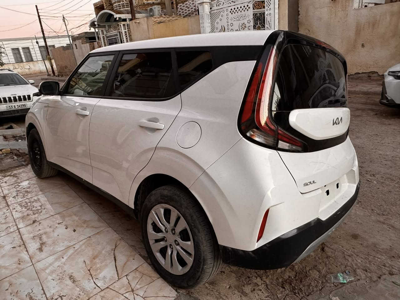 كيا صول للبيع 
موديل 23 بيع مستعجل 

بس صبغ بمقدمه البنيد ولا قطعه تبديل 
شواصي باقي سياره كفاله 

***********
