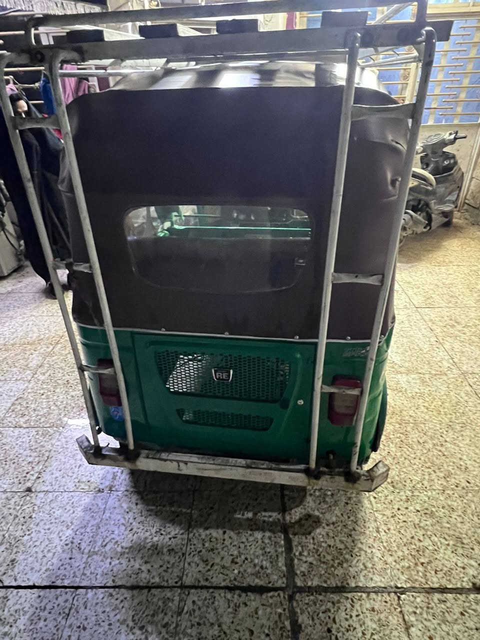 السلام عليكم
تكتك للبيع 2021 شهر 11
محرك مفتوح
رقم و سنويه بغداد
 تحويل ثاني يوم
للاستفسار اتصال ***********
ما متواجد خاص
