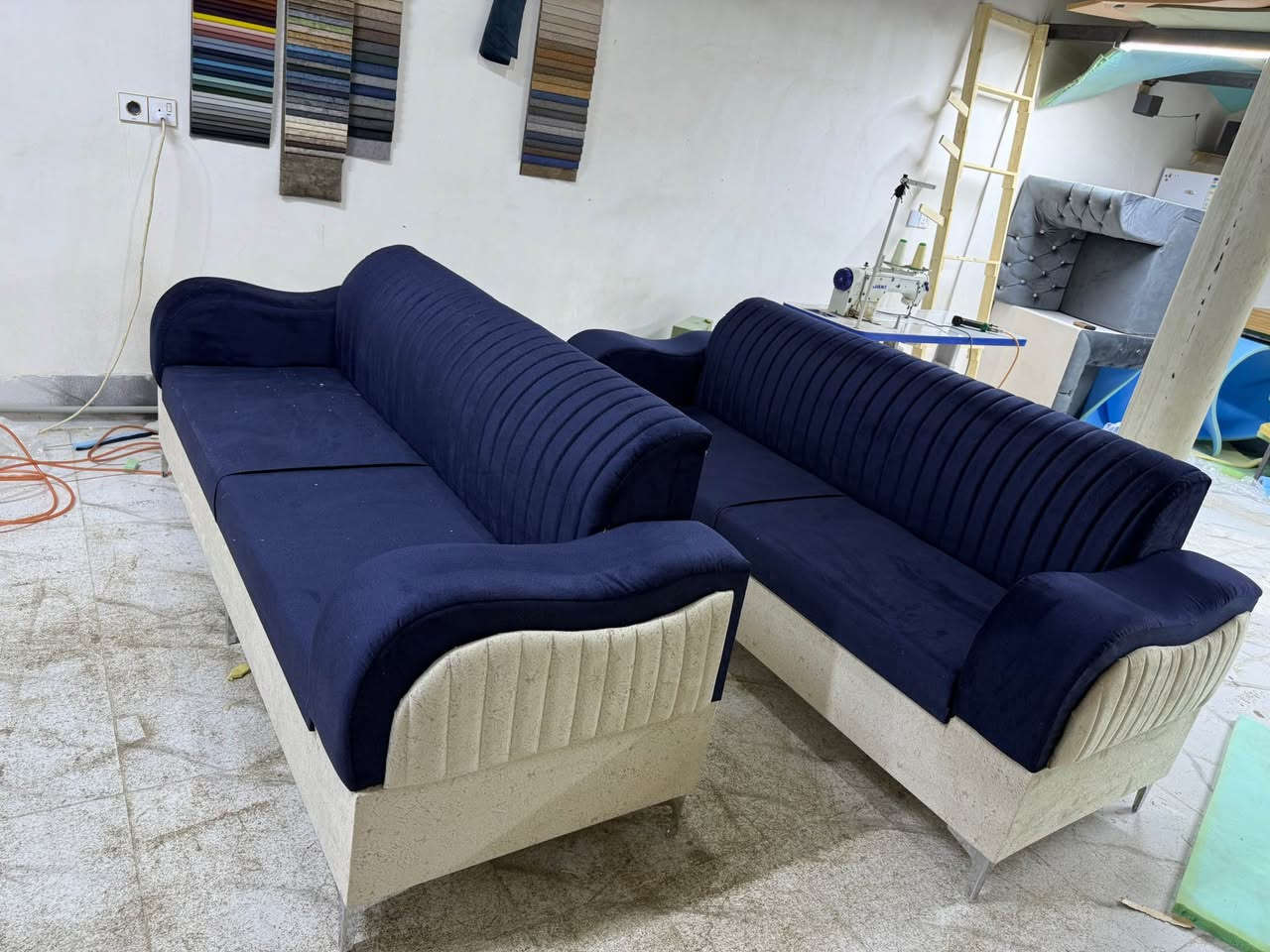 ✨ معمل الأمين الملكي لصناعة القنفات ✨

نقدّم لكم أحدث موديلات القنفات والديـوانات
🔹 تصاميم عصرية وكلاسيك
🔹 قياسات حسب الطلب
🔹 أقمشة فاخرة وجودة عالية
🔹 تشطيب متقن وشغل درجة أولى

🔥 عرض مميّز 🔥
🛋 ديوان بطول 7 متر
💰 السعر: 400 ألف فقط
✅ شغل درجة أولى
🛡 ضمان 6 سنوات – ضمان حقيقي

💎 الجودة أساس عملنا، والراحة تدوم معكم سنين

📍 العنوان: كركوك – الحي العسكري – قرب جامع خديجة
📞 للاستفسار: ***********

🔸 معمل الأمين الملكي
ذوق ملكي ✨ جودة مضمونة كركوك, العراق
