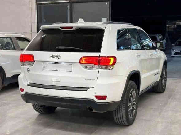 سلا عليكم جيب لاريدو 2018خليجيه لون ابيض رقم اربيل ماشيه56الف سياره جديده ومكفوله من كلشي وصور گبالكم وابيعلك شرط الفحص سياره جديده مكاني ميسان قضاء الميمونه للاستفسار اكثر اتصل***********
