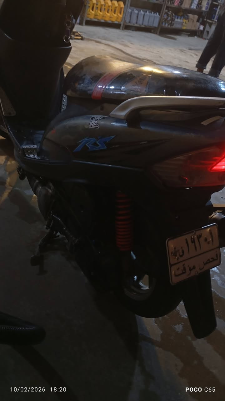 سلام عليكم ماكس عدله بوشه 49 كهربائياته كله شغاله سلف هندر الدراجه بلاديه كفاله عامه شلعه او معدل الدراجه كامله مكمله مكينه خرسه مكاني ديالى بعقوبة التحرير سعره خاص متواجد فيس وتساب او سمكارت ***********
