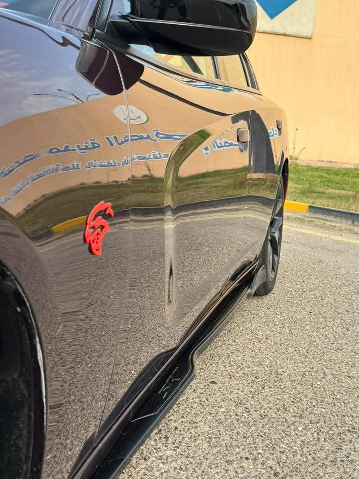 جارجر 22 اصل 
كل تفاصيل السونار رقم بغداد تحويل 
سياره بالبصره سعرها 188 وبيها مجال بسيط جداً كير مكينه كفاله ترايك وين متريد 
للتواصل ***********
بيها حالوب مال بغداد راسلني ادزلك فيديو يوضحه

