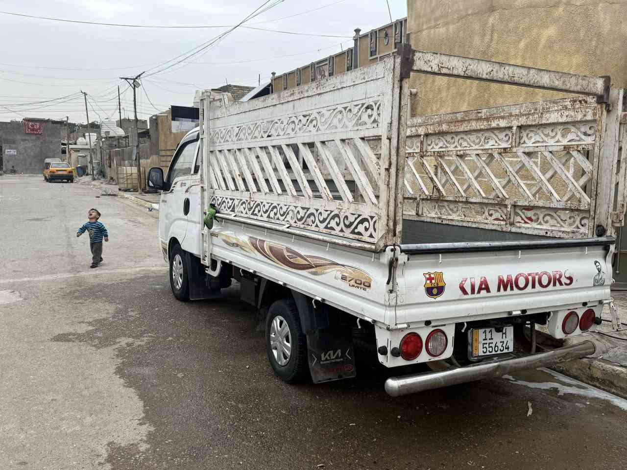 السلام عليكم كيا مديل 2020 مكفوله كير ومحرك  كهربائيات كلها شغاله  جاهزه بيها شخوط بسيطه بلباب ماشيه 133الف السياره نظيفه جاهزه انكر وطلع باسمي السياره تحويل ثاني يوم *********** رقم بغداد مكاني الفضيلية
