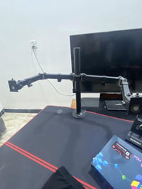 ذراع حامل شاشتين ٧٠ الف ذراع حامل شاشه ٢٠ الف نظيفة استخدام قليل ٠٧٧١٨...