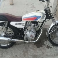 دراجه للبيع بلاديه اوراقها كامله وذاها كم راوس سعر خاص 07761810455