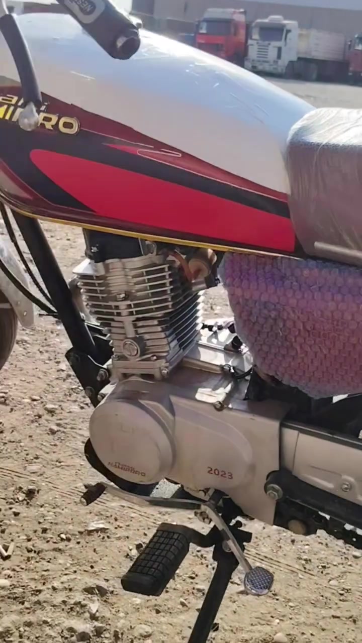 نامي برو موديل 2022 مكينة مكفولة ما بيها اي نقص كهربائيات شغالة منفيس موجود سعر 475
الميشتري لا يخابرني ***********
