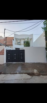 كركوك حي عسكري • ١٥٠م • طابق ونص